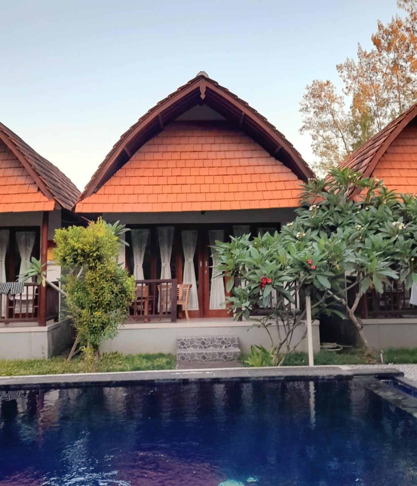 Sindhu Mesari Bungalow Toyapakeh Phòng bức ảnh